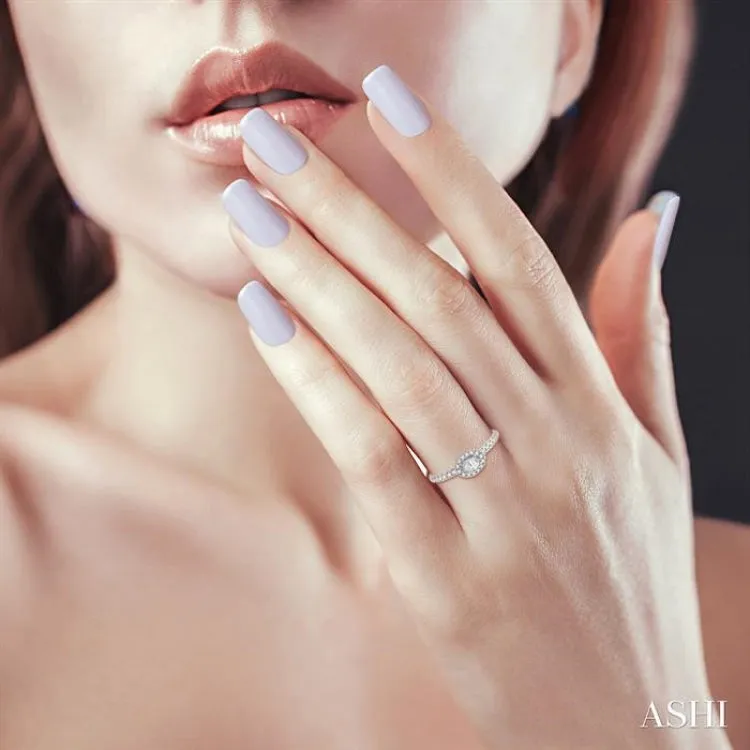 1/3 ctw Oval Shape Round Cut Diamond Fashion Petite Ring with 1/6 ct Oval Cut Center Stone in 14K White Gold