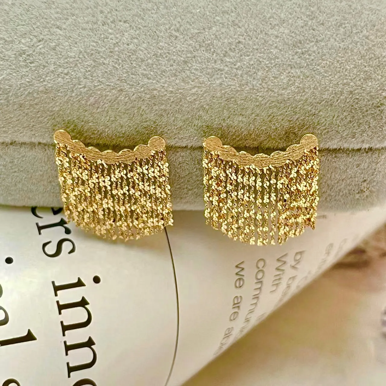 18k Solid Gold Tassel Fringe Smile Earrings