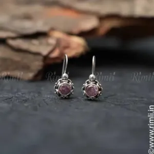 Aakriti Silver Hoop Earrings