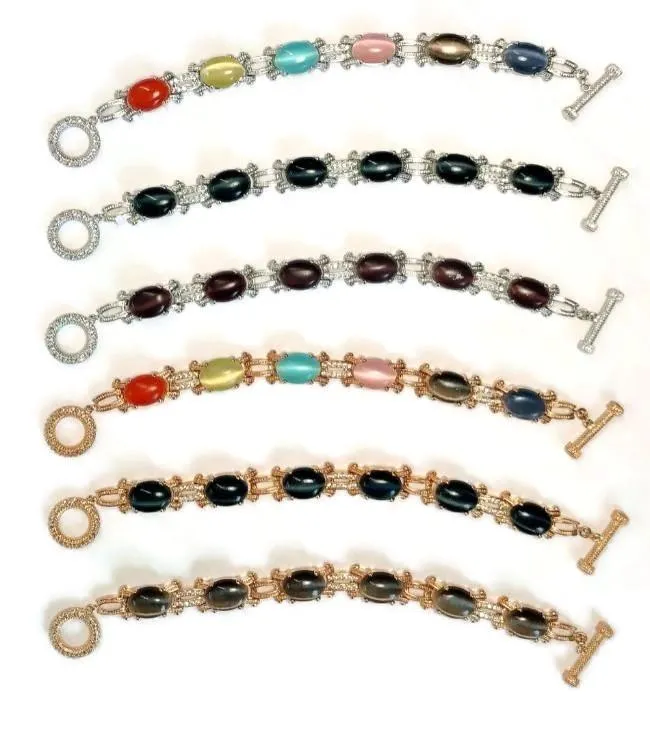 Cat's Eye Oval Cabochon set w/Zirconite Cubic Zirconia Bracelet 501B097