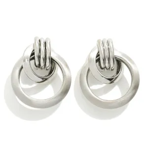 Chic Interlock Studs-Silver