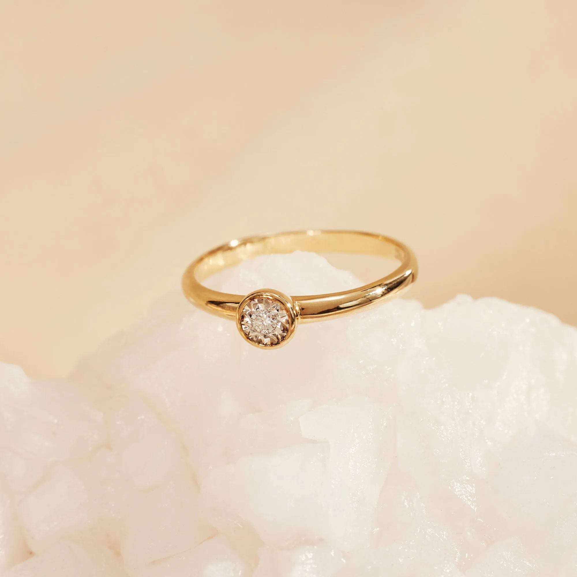 De la Paix Inaya 14 karat gold ring with diamond 0.02 carat