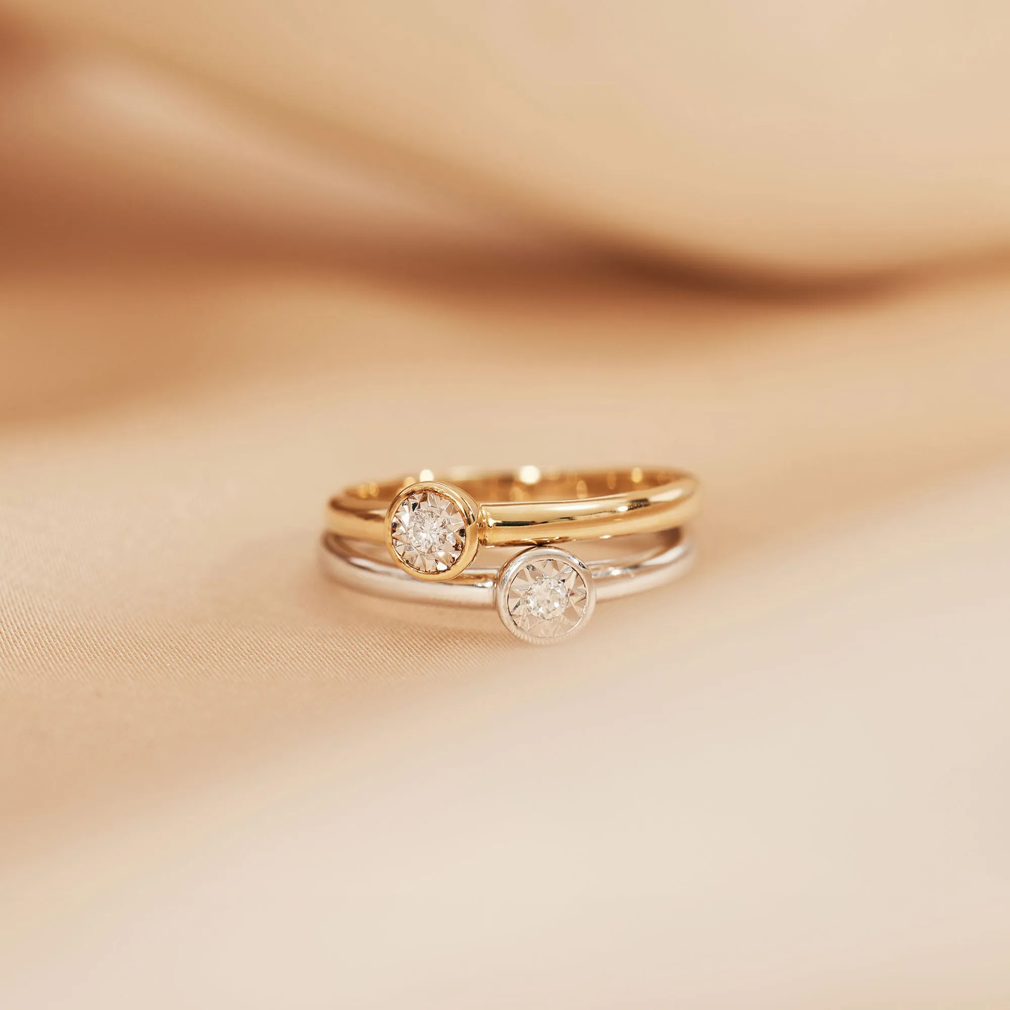 De la Paix Inaya 14 karat gold ring with diamond 0.02 carat