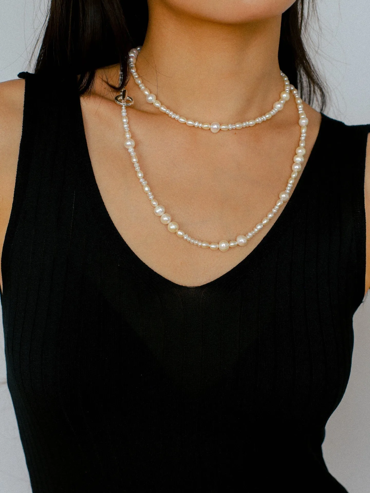 Elegant Ombre Pearl Long Beaded Necklace