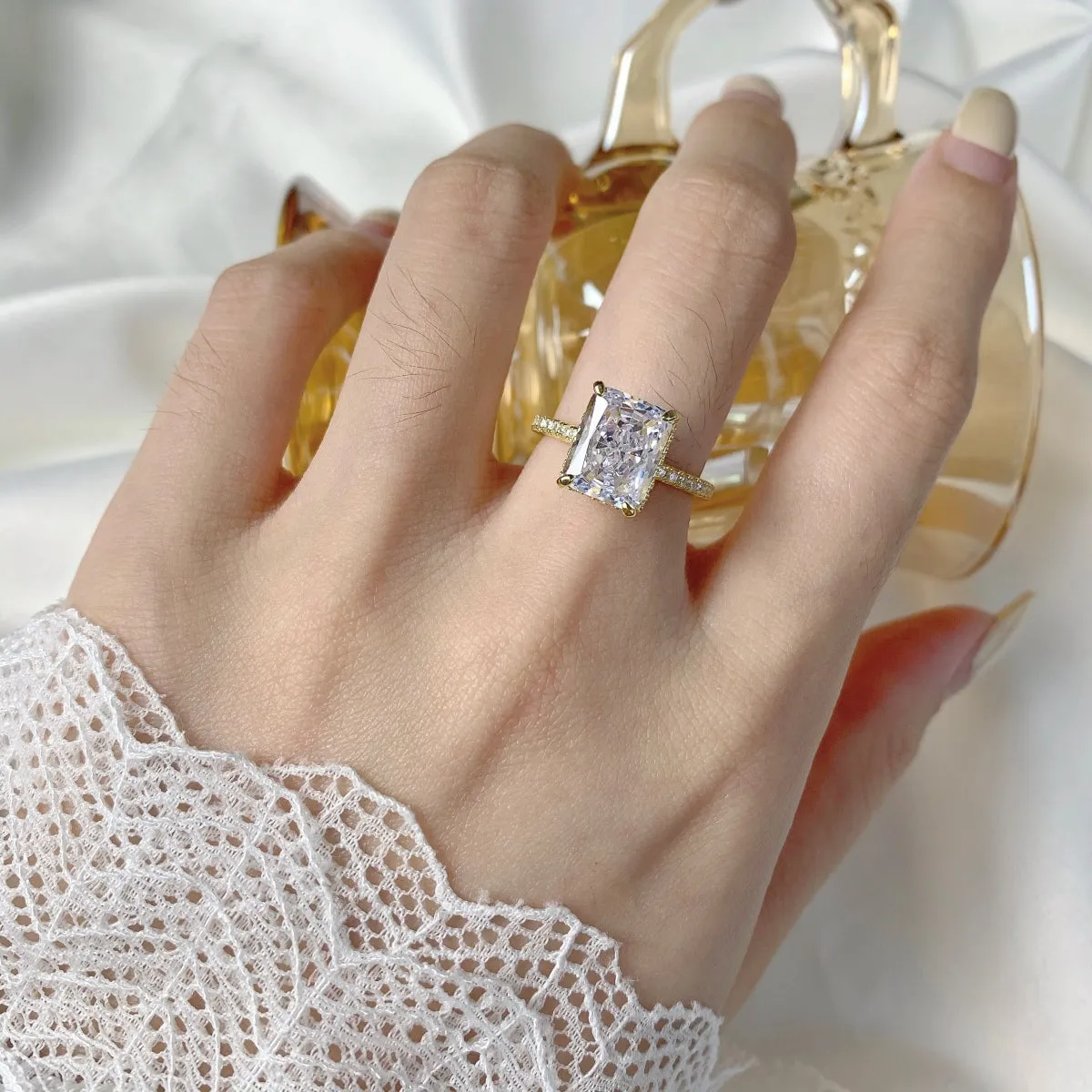 [Goodv]4.0 Carat Luxurious Engagement Ring