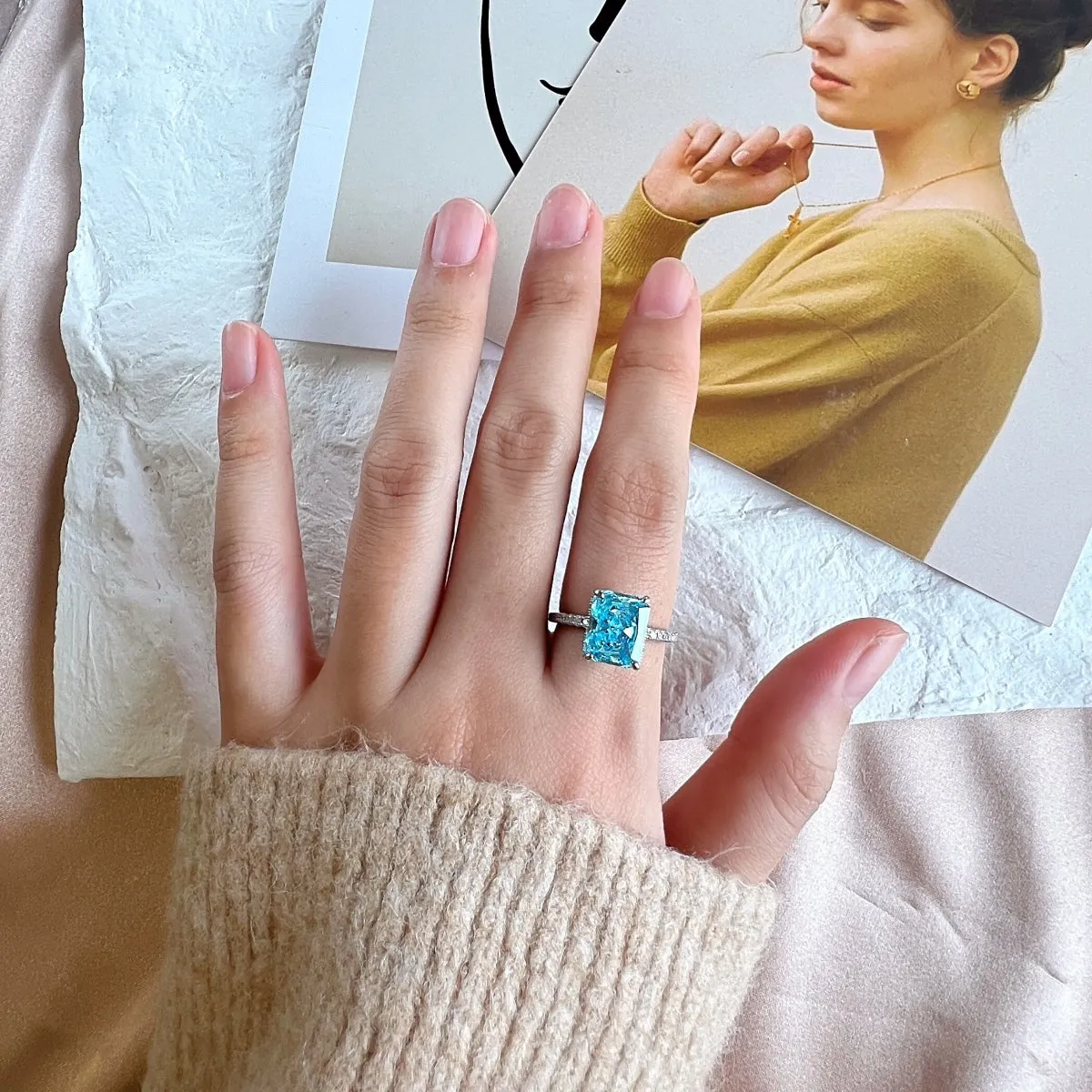 [Goodv]4.0 Carat Luxurious Engagement Ring