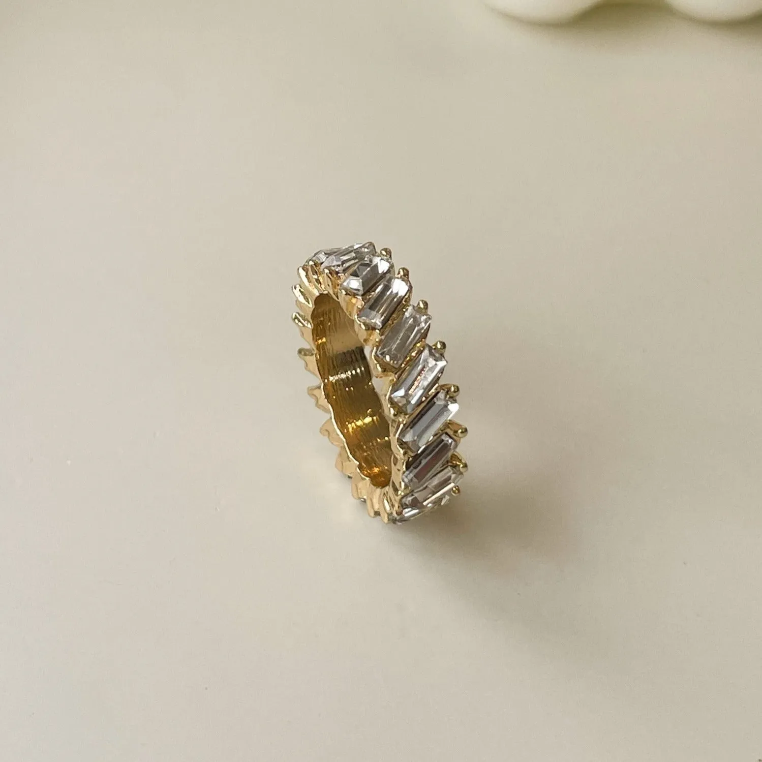 Kara Ring