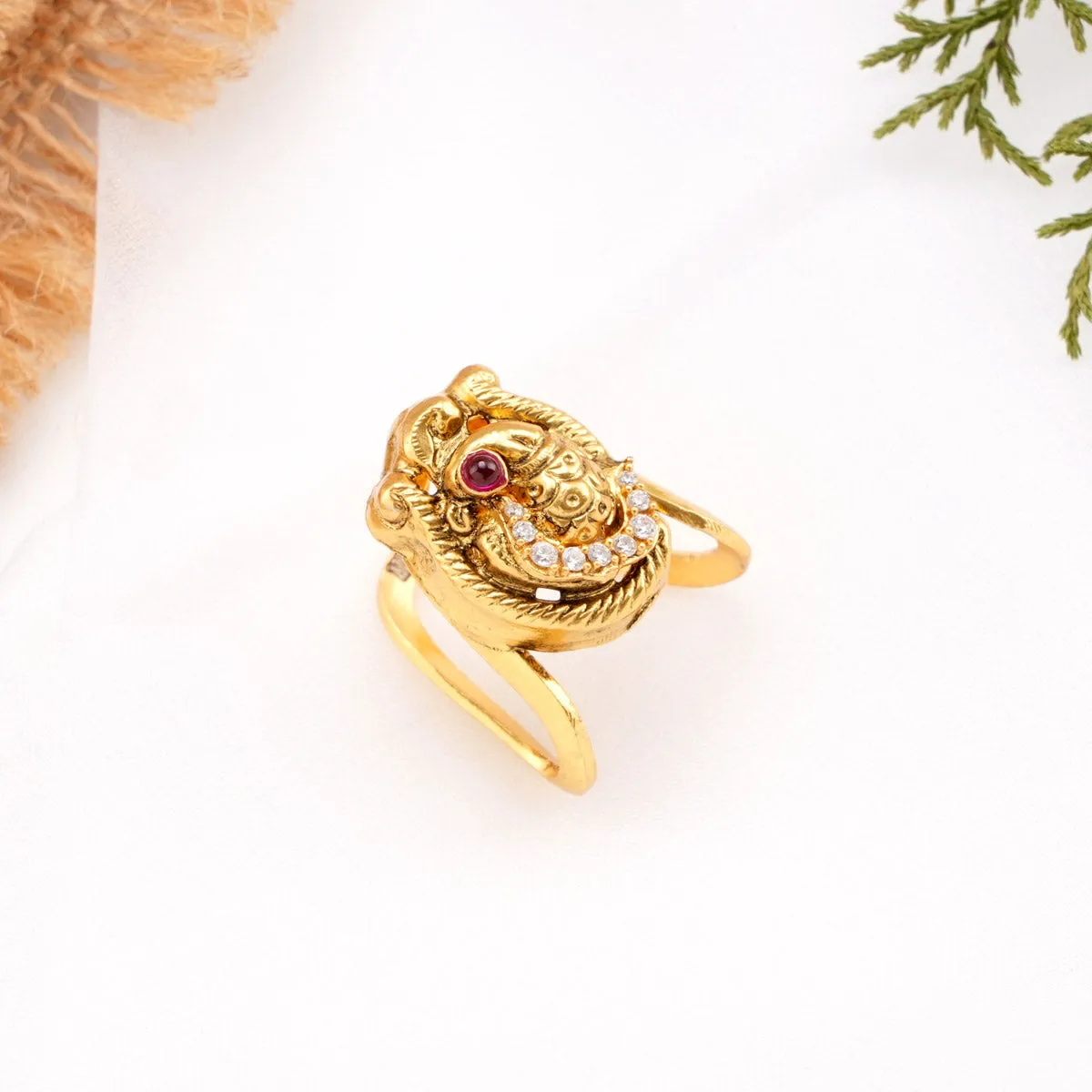 karina Nagas Ring