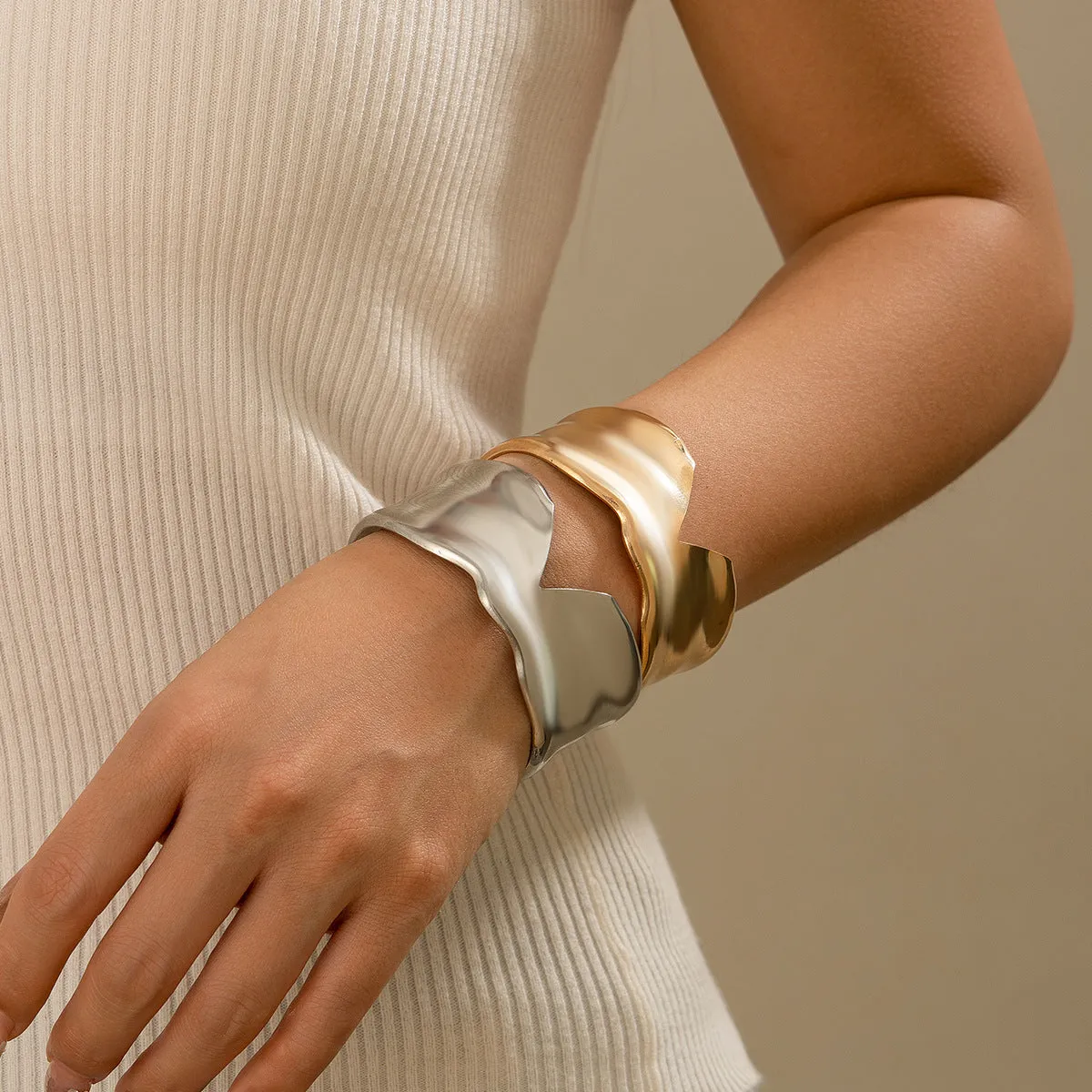 Metal style temperament niche versatile  Bracelet
