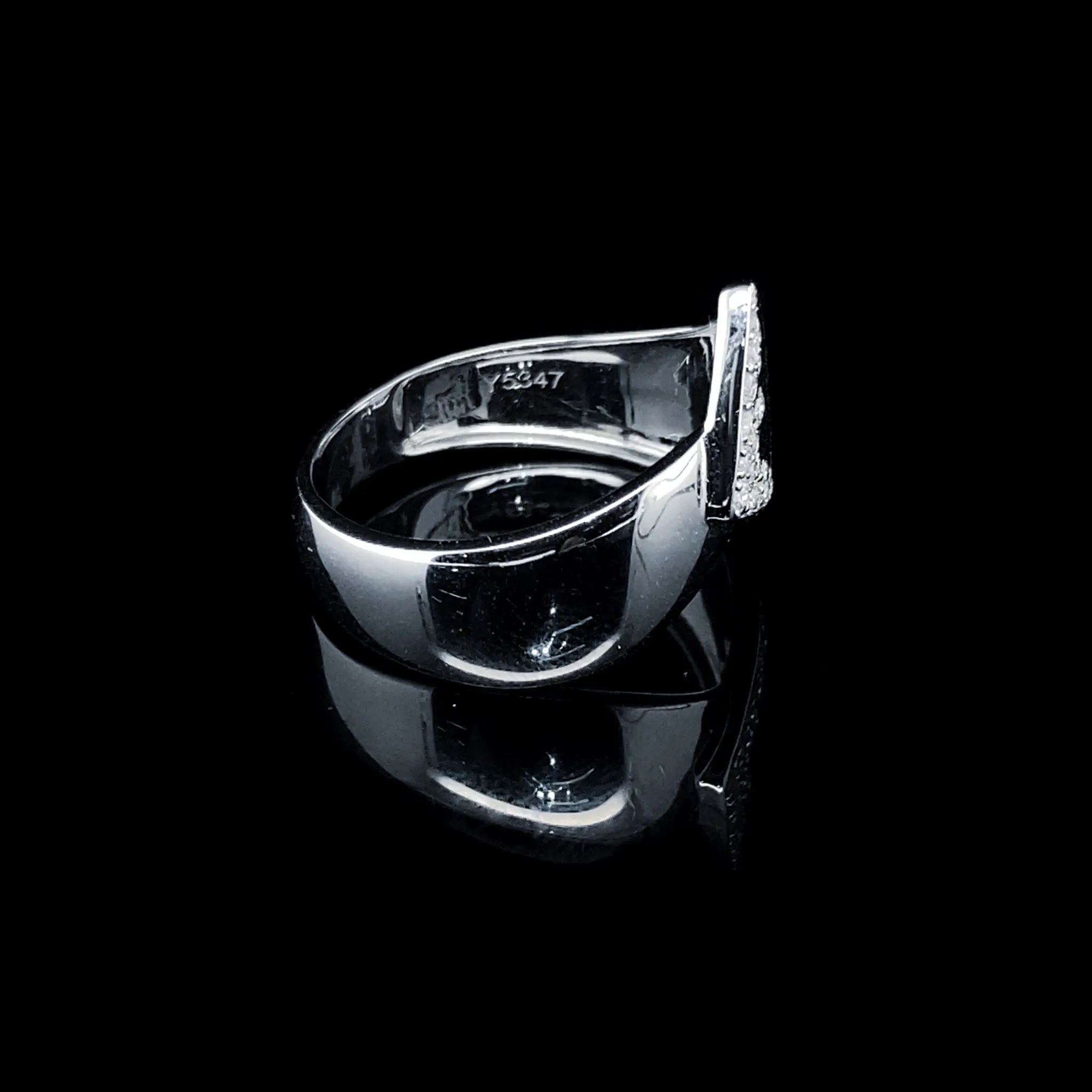 PREORDER | Unisex Sharp Overlap Paved Diamond Ring 14kt