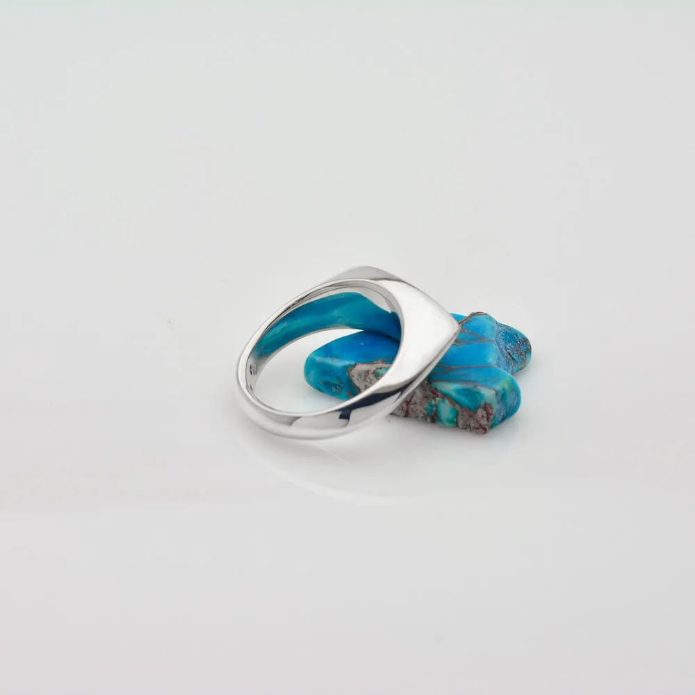 "Mr Cat: Solid Sterling Silver Ring with a Sleek Cat Eye Design"