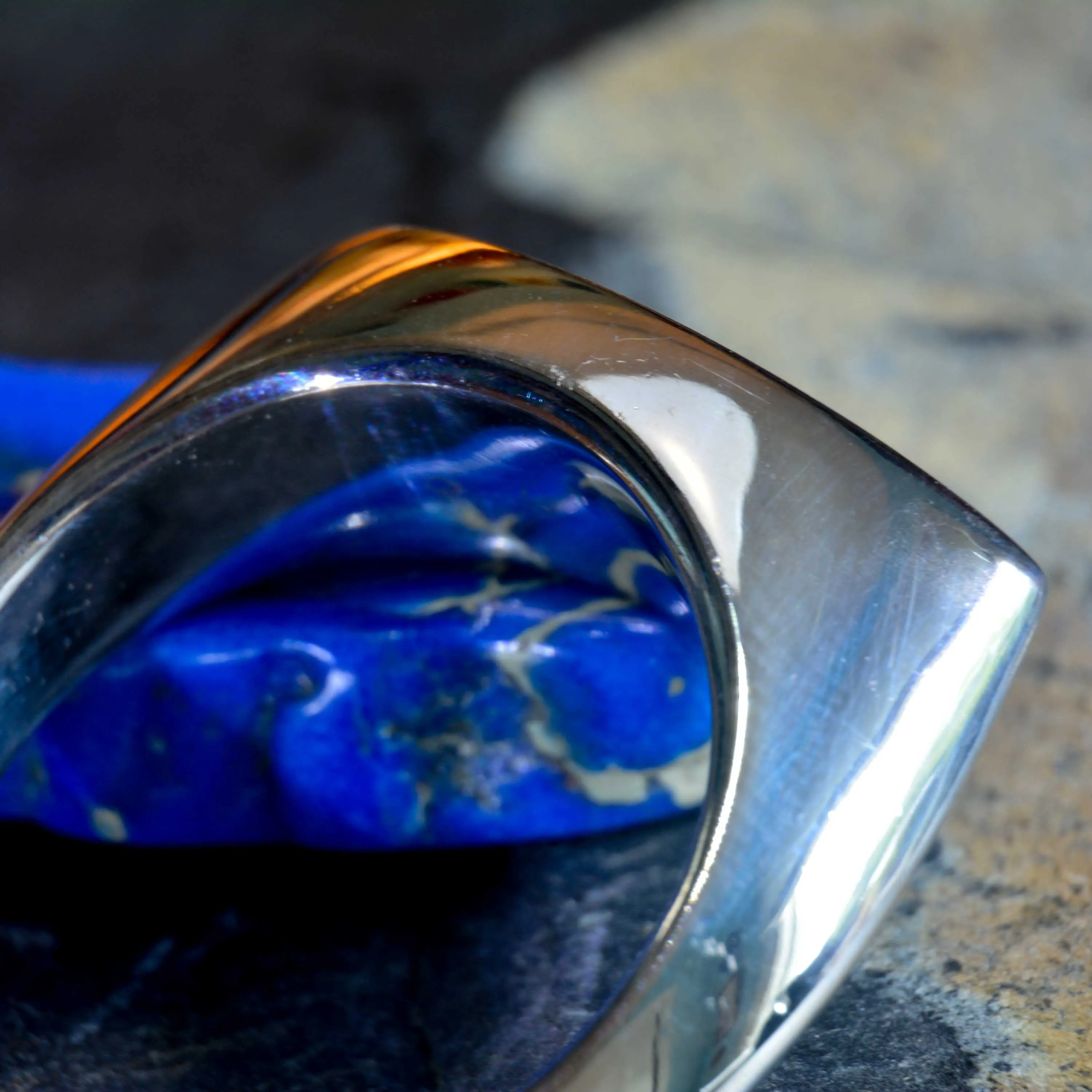 "Mr Cat: Solid Sterling Silver Ring with a Sleek Cat Eye Design"