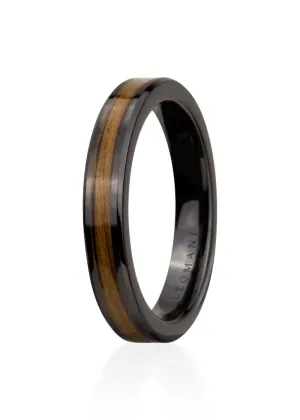 Rakau Ring in Black Ceramic and Wood