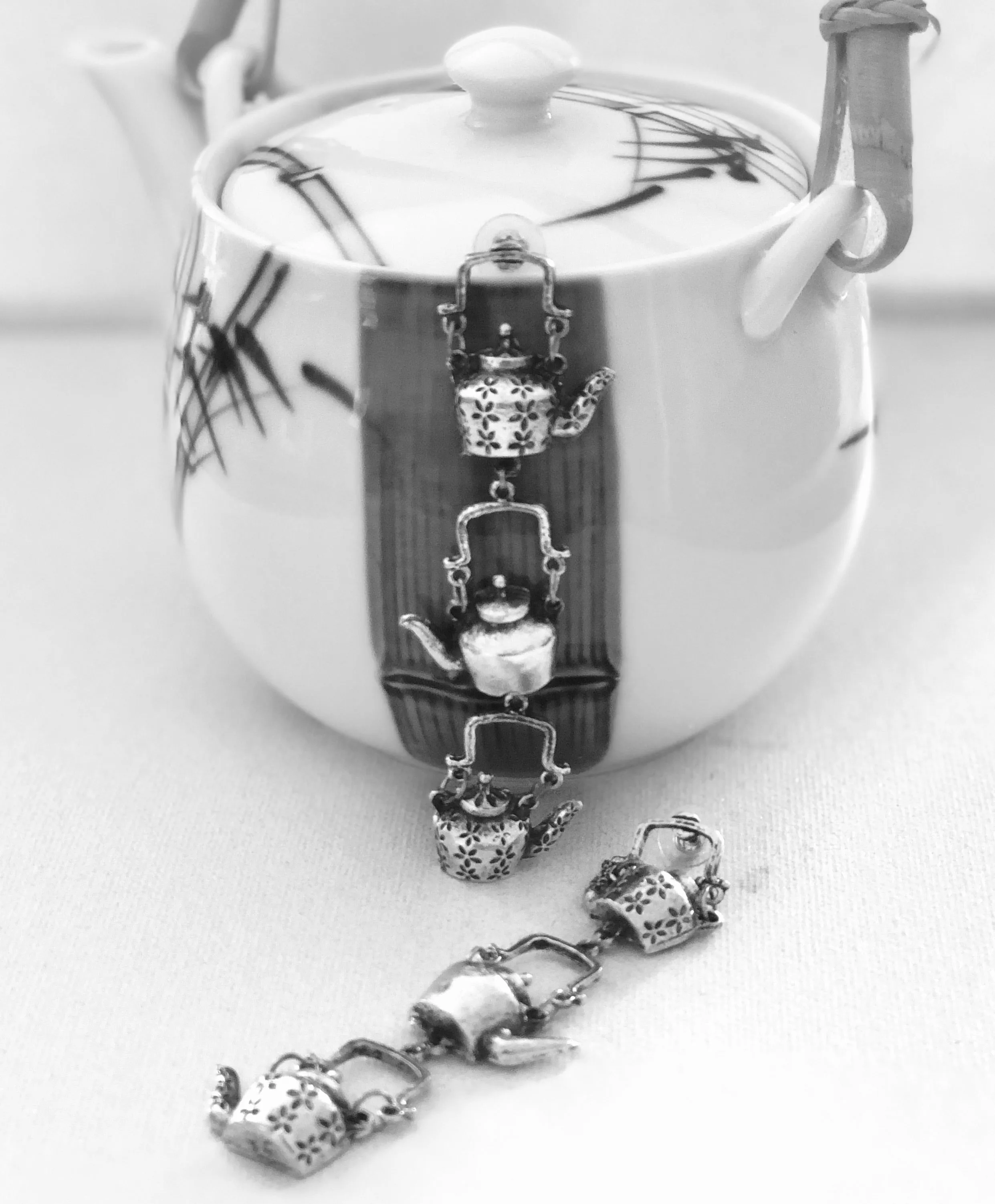 Retro Kettle Earrings