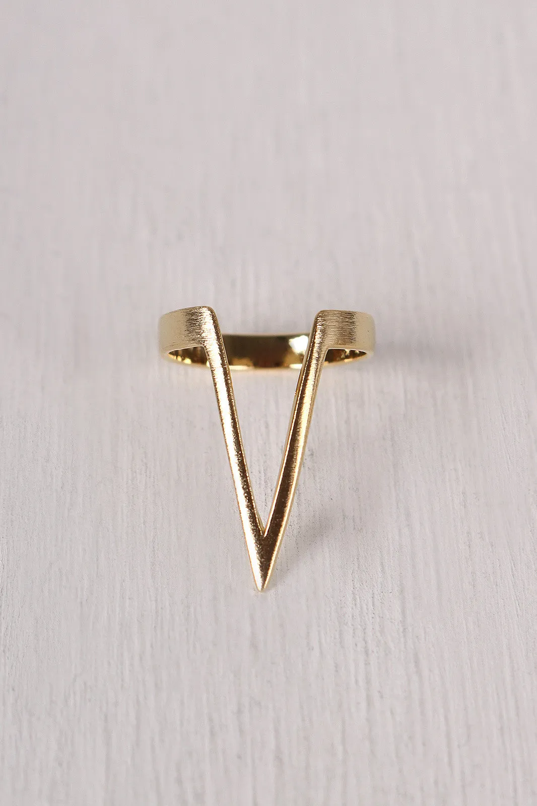 Simple Open V Ring