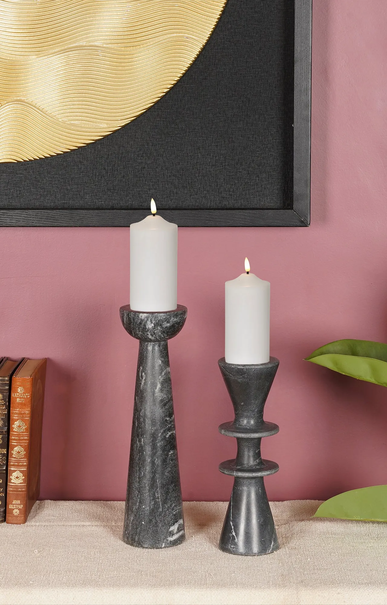Sleek Black Marble Candle Stand - Short